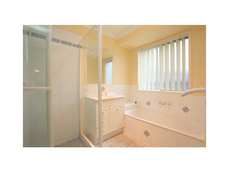 4 Gunsynd Drive, Dakabin QLD 4503