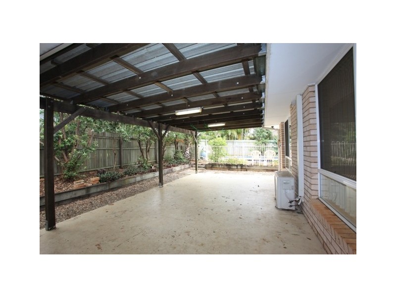 4 Gunsynd Drive, Dakabin QLD 4503