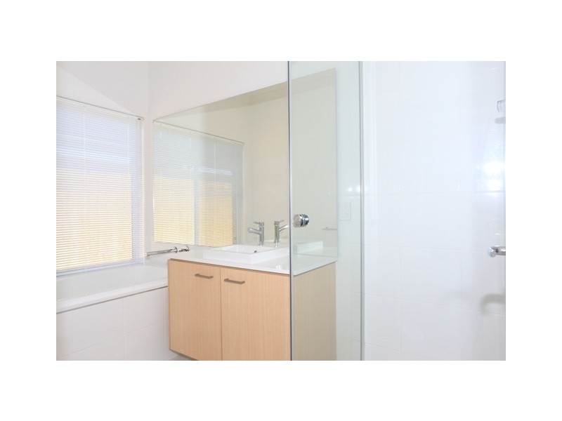 125 Mackintosh Drive, North Lakes QLD 4509