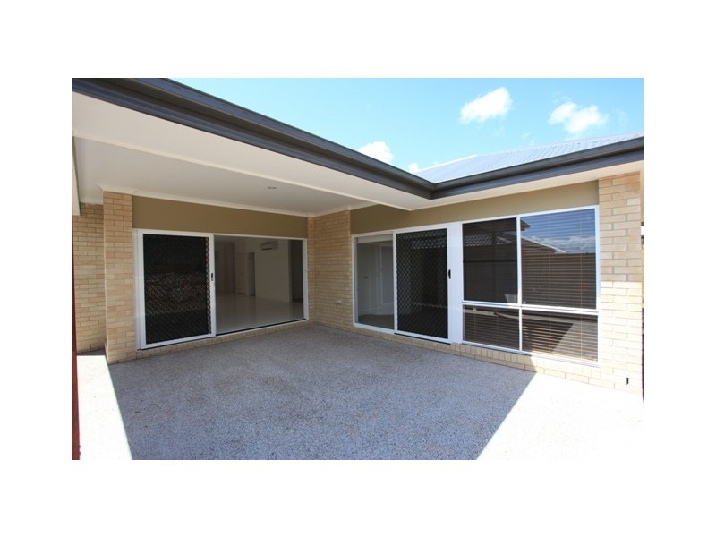 125 Mackintosh Drive, North Lakes QLD 4509