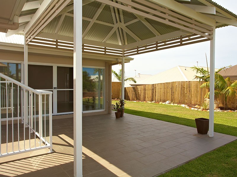 16 Warabi Crescent, North Lakes QLD 4509