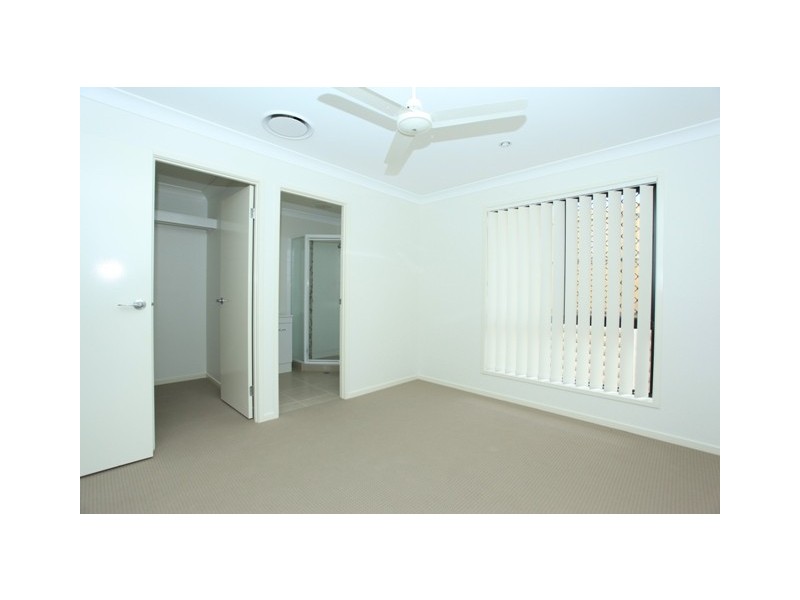 25 Tourmaline Circuit, Mango Hill QLD 4509