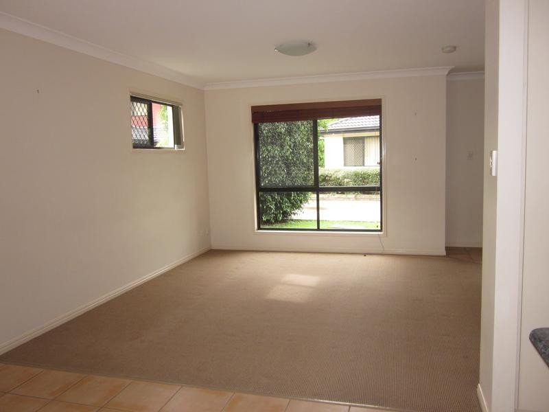 2/72-78 Duffield Road, Kallangur QLD 4503