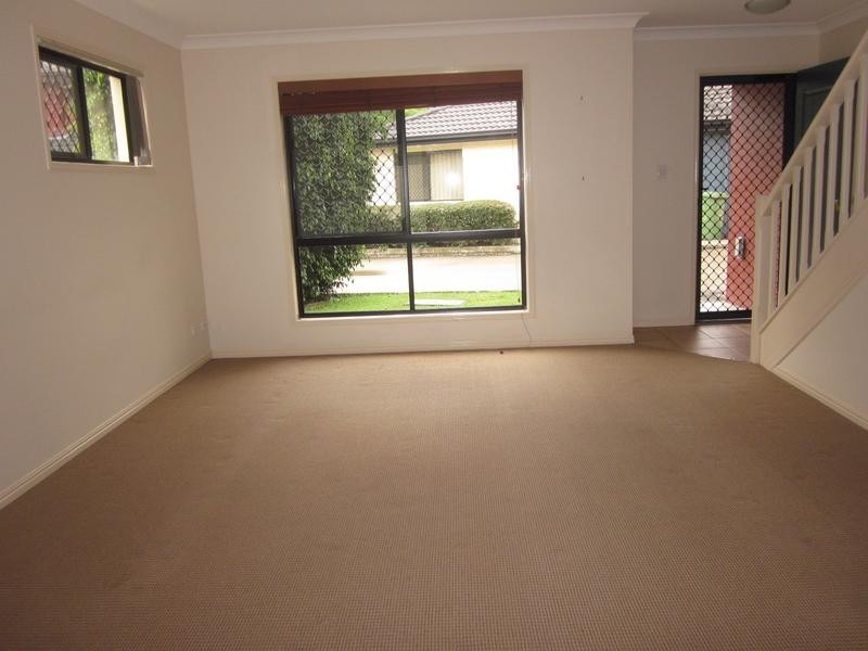 2/72-78 Duffield Road, Kallangur QLD 4503