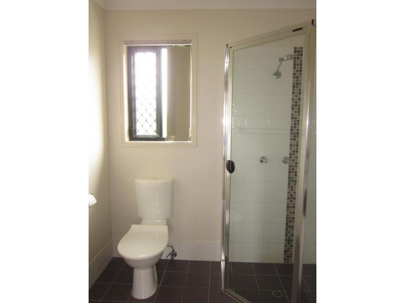 2/72-78 Duffield Road, Kallangur QLD 4503