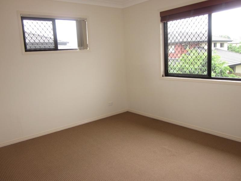 2/72-78 Duffield Road, Kallangur QLD 4503