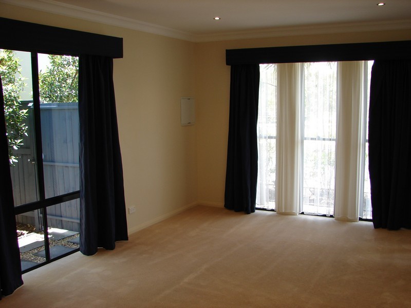 12 Lacebark Street, North Lakes QLD 4509