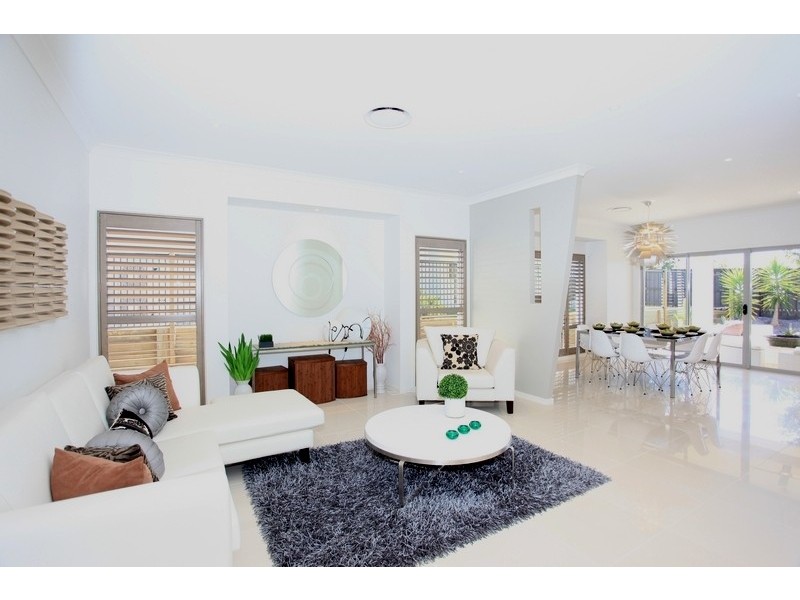 2 Moloney Place, North Lakes QLD 4509