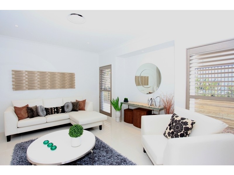 2 Moloney Place, North Lakes QLD 4509