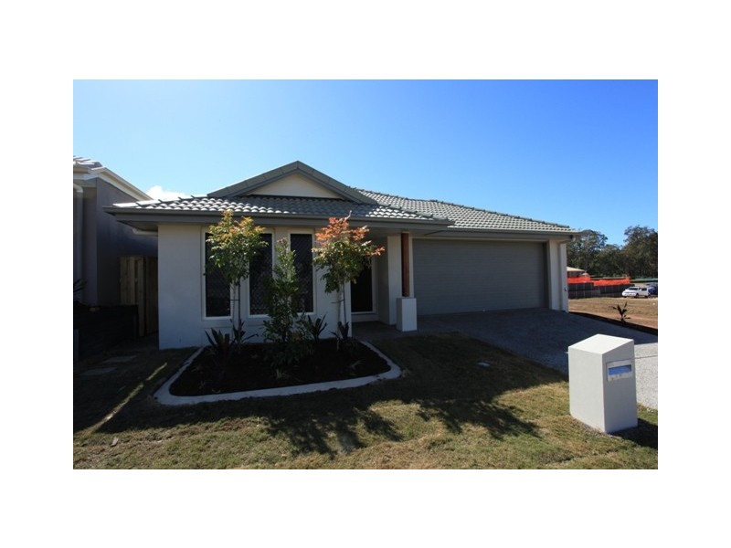 15 Bowerbird Crescent – ESSENCIA, Dakabin QLD 4503