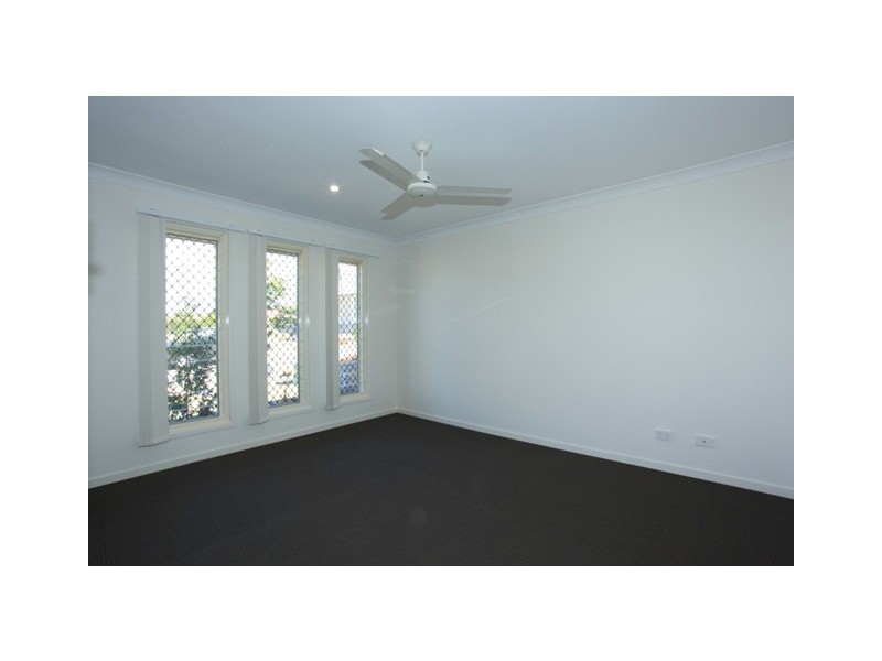 15 Bowerbird Crescent – ESSENCIA, Dakabin QLD 4503