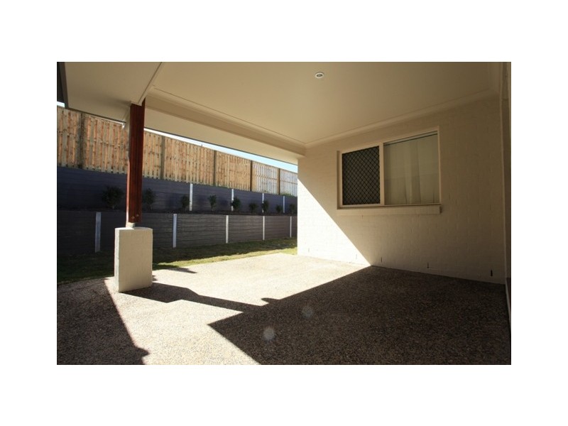 15 Bowerbird Crescent – ESSENCIA, Dakabin QLD 4503