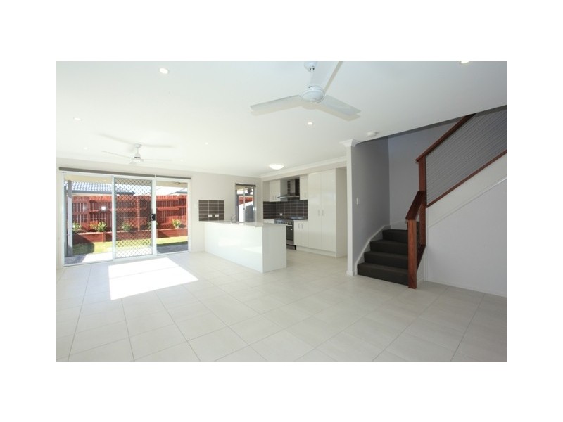 14 Hartley Crescent, North Lakes QLD 4509