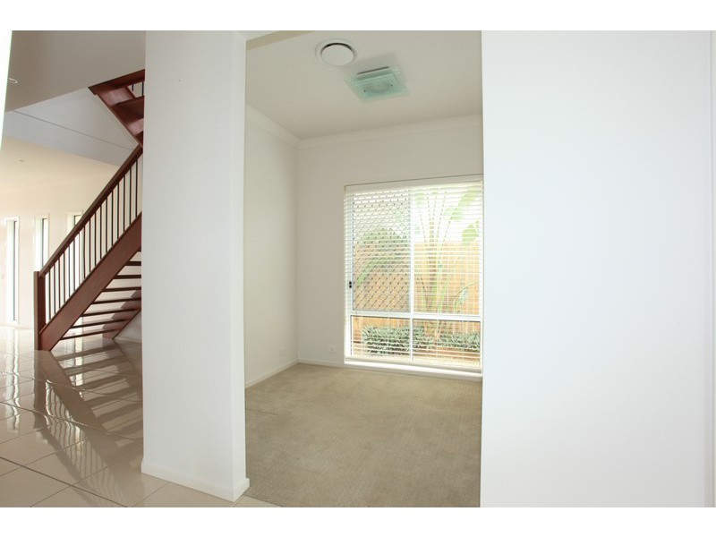 32 Ballesteros Street, North Lakes QLD 4509