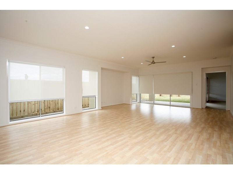 5 Player Street, North Lakes QLD 4509