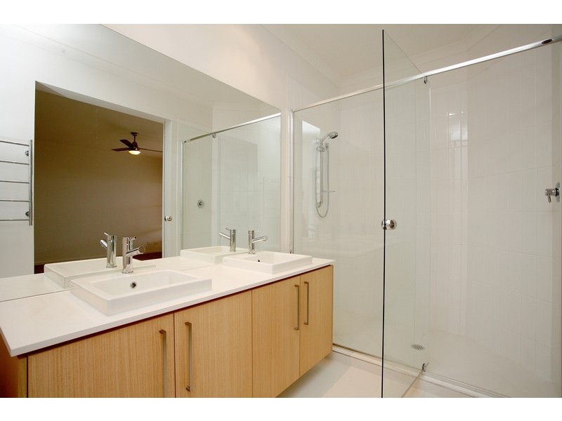 5 Player Street, North Lakes QLD 4509