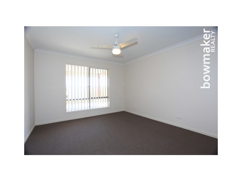 12 Williams Crescent, North Lakes QLD 4509