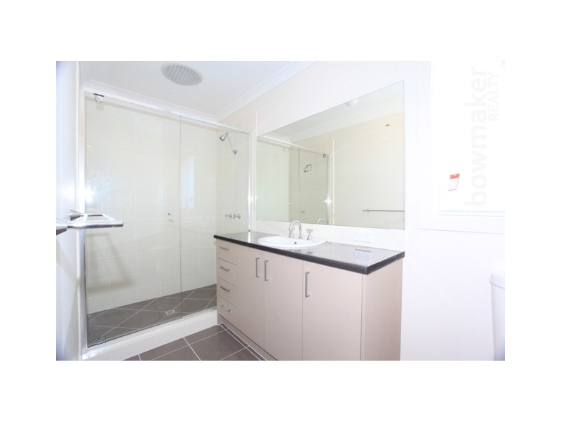 12 Williams Crescent, North Lakes QLD 4509