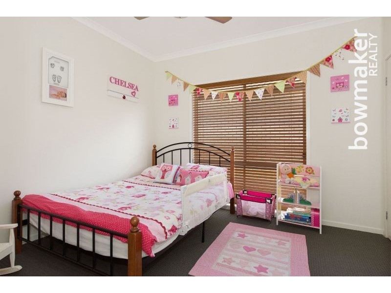 33 Daintree Circuit, North Lakes QLD 4509