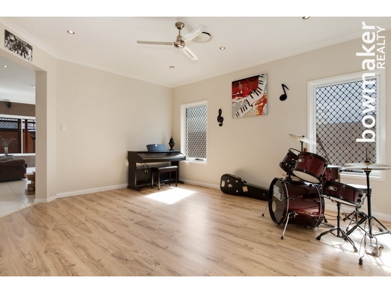 4 Trevino Parade, North Lakes QLD 4509
