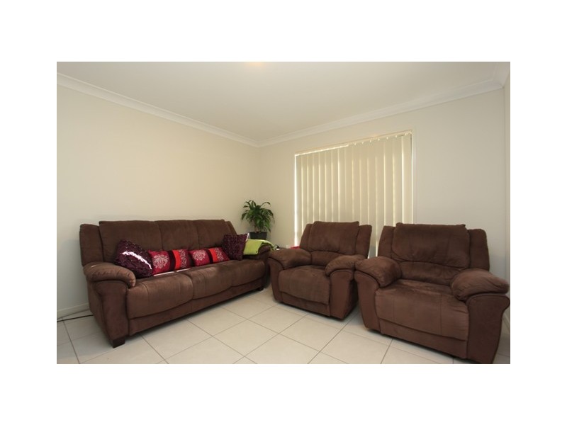 49 Denham Crescent, North Lakes QLD 4509