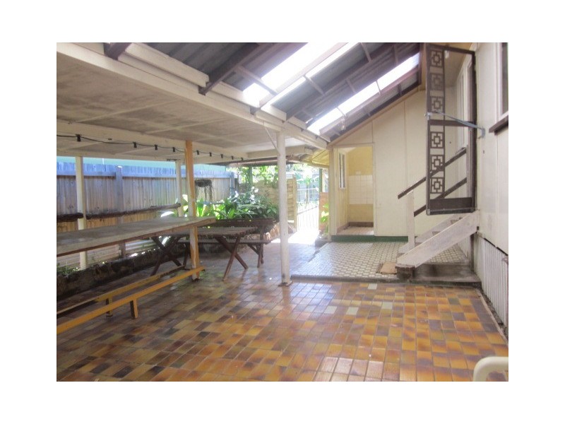 49 Lucas Street, Scarborough QLD 4020