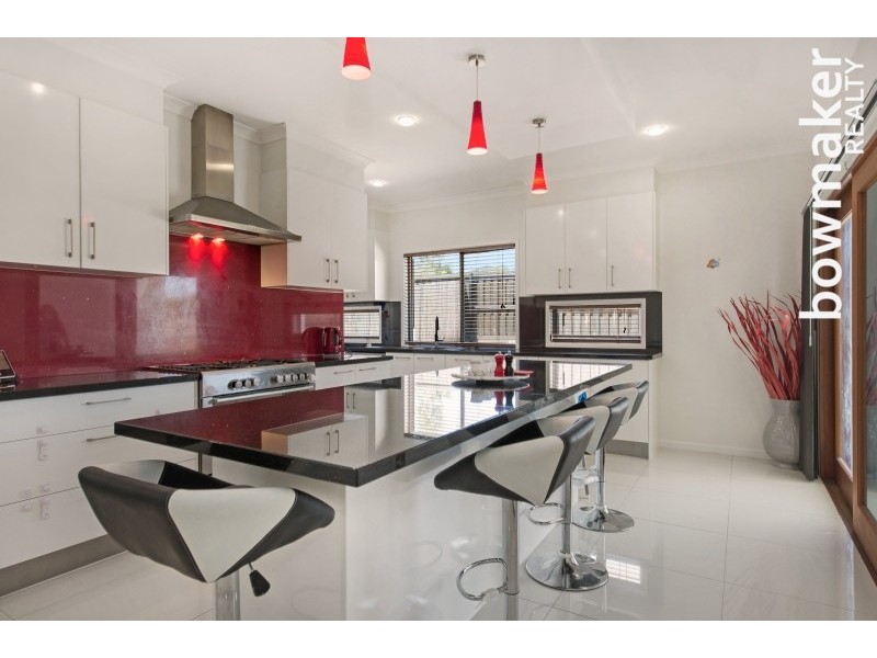 27 Kakadu Court, North Lakes QLD 4509