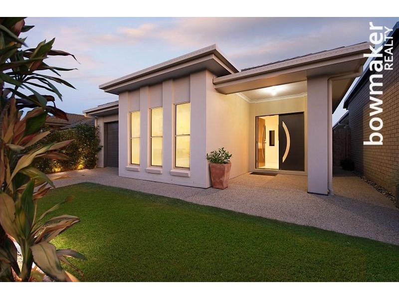 14 Rawlins Crescent, North Lakes QLD 4509