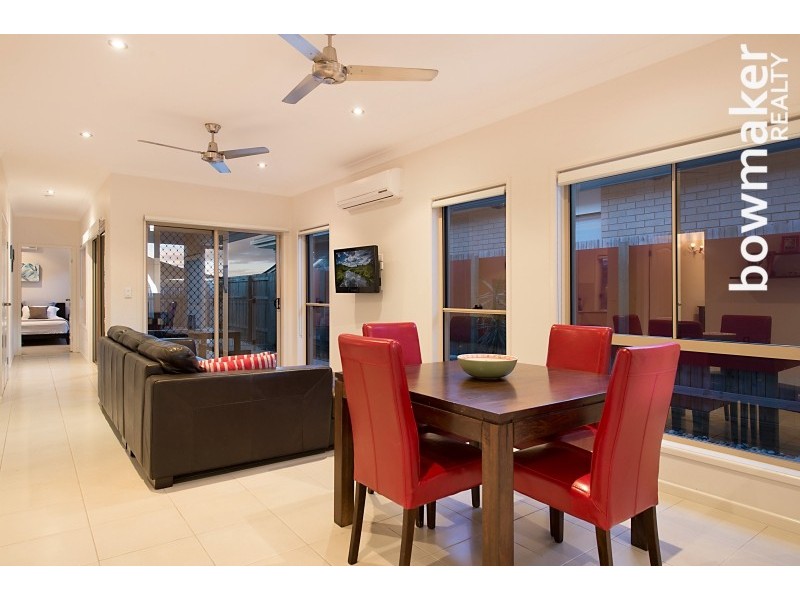 14 Rawlins Crescent, North Lakes QLD 4509