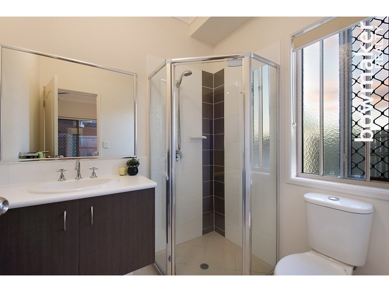 14 Rawlins Crescent, North Lakes QLD 4509