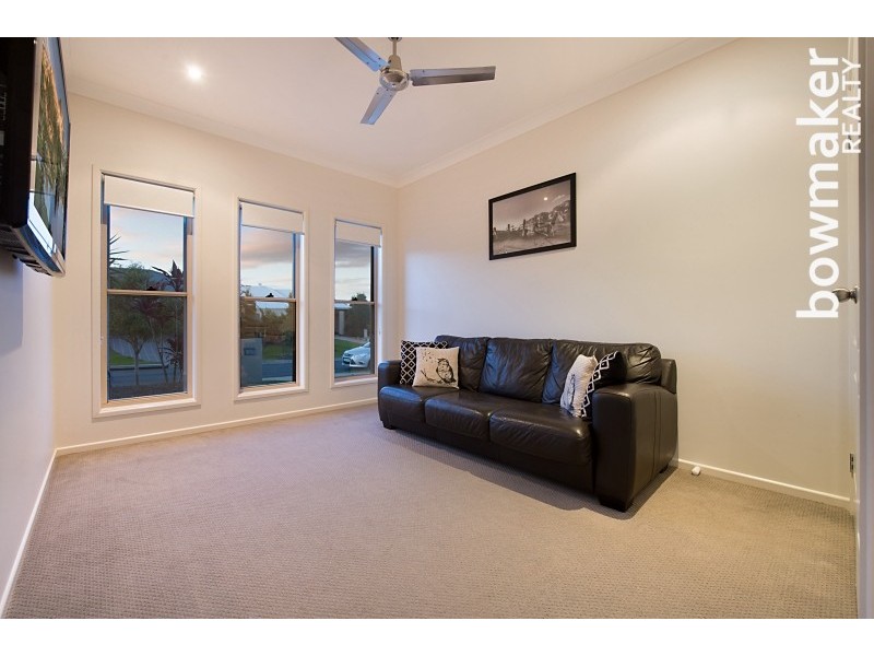 14 Rawlins Crescent, North Lakes QLD 4509