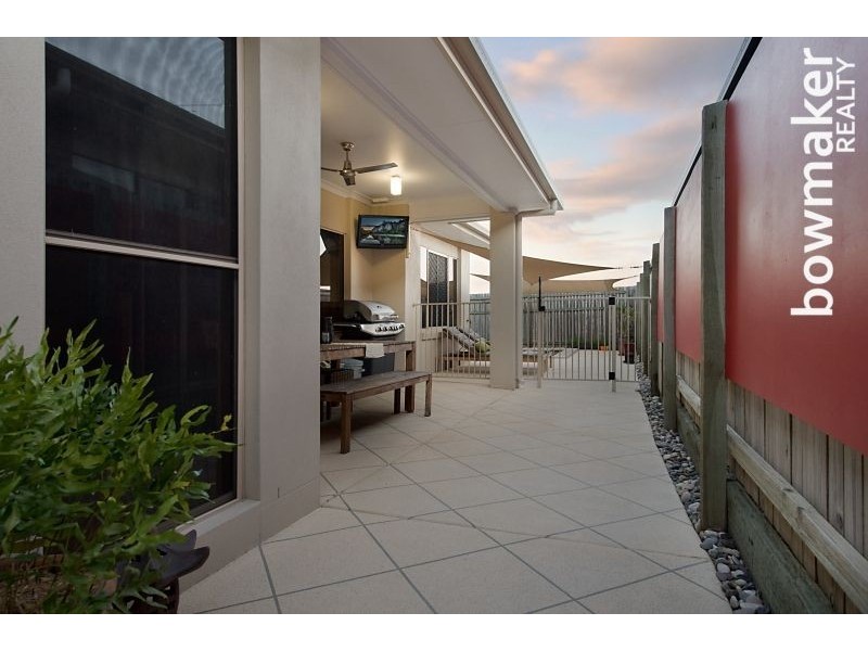 14 Rawlins Crescent, North Lakes QLD 4509