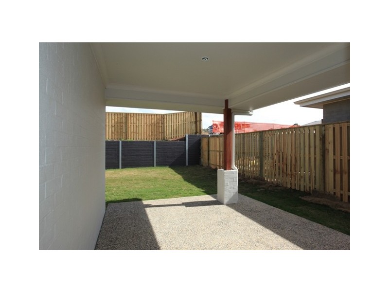 10 Bowerbird Crescent – ESSENCIA, Dakabin QLD 4503