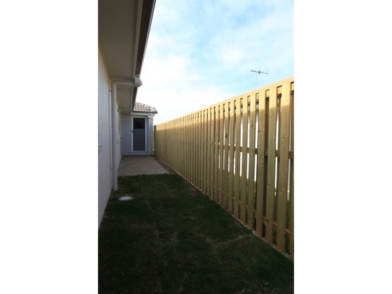 10 Bowerbird Crescent – ESSENCIA, Dakabin QLD 4503