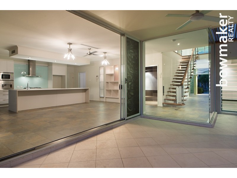 9 Senior Close, North Lakes QLD 4509