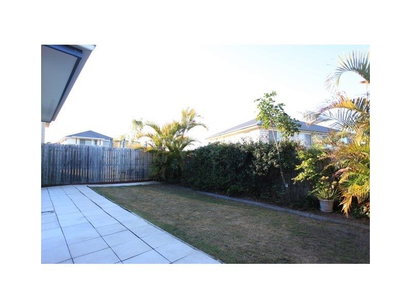 13 Pandorea Street, North Lakes QLD 4509