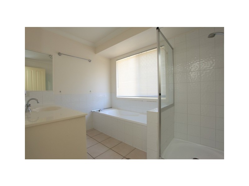 10 Glen Street, Bray Park QLD 4500