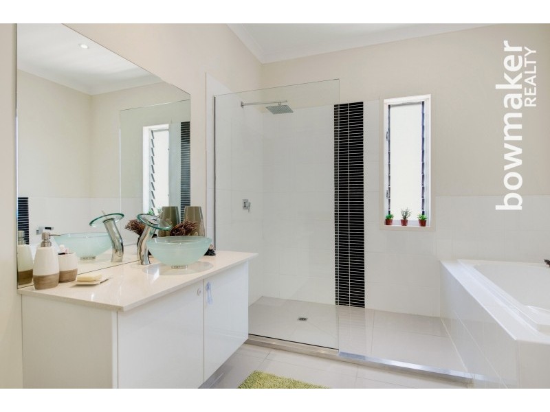 8 Couples Street, North Lakes QLD 4509
