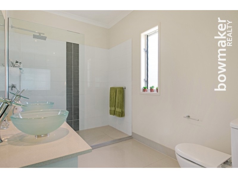 8 Couples Street, North Lakes QLD 4509
