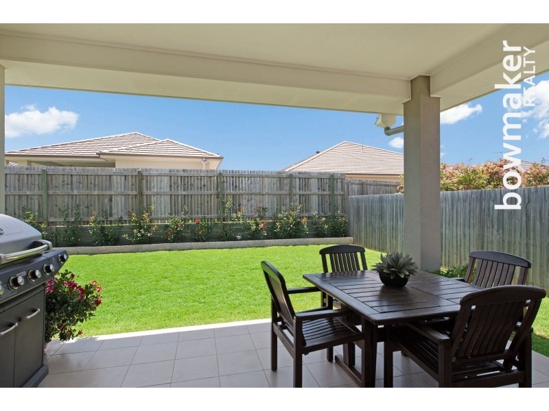 8 Couples Street, North Lakes QLD 4509