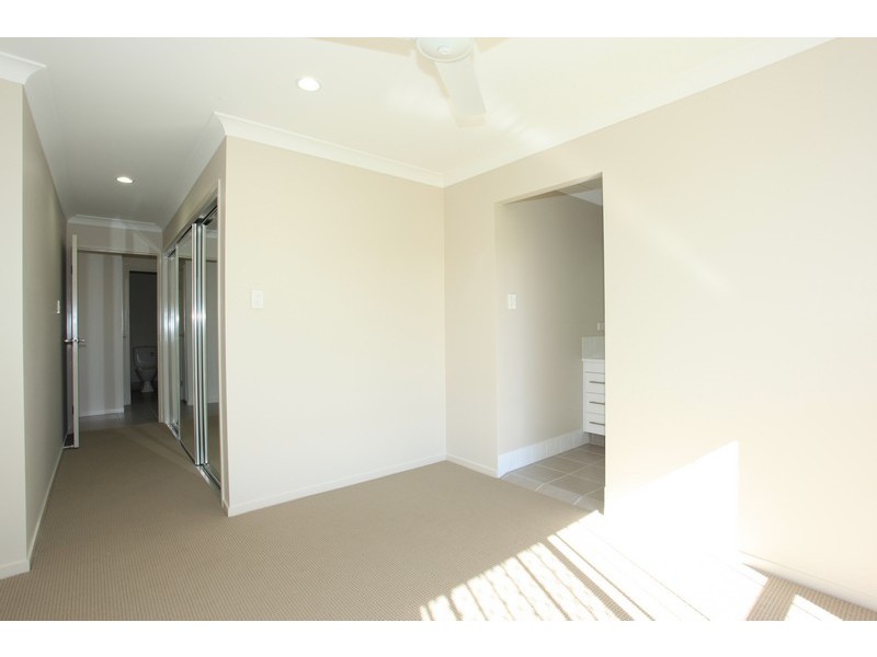 10 Mersey Street, North Lakes QLD 4509