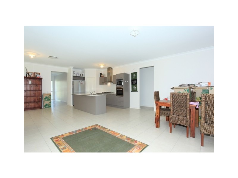 28 Dusky Street, North Lakes QLD 4509