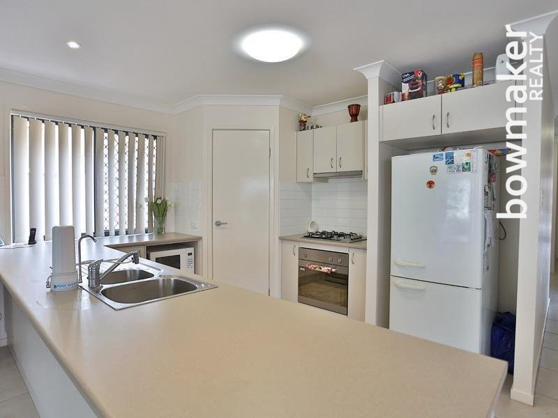 11 Toby Close, Kallangur QLD 4503