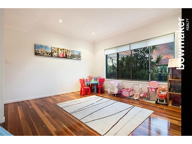 2 Armour Close, North Lakes QLD 4509