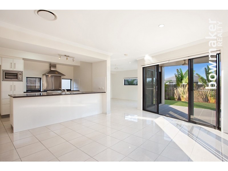 29 Severn Crescent, North Lakes QLD 4509