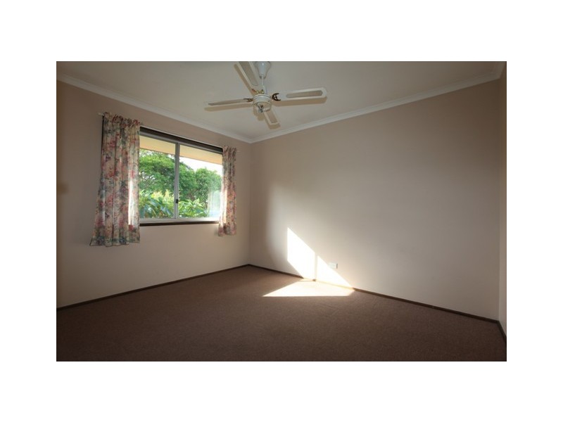 10 Robin Court, Kallangur QLD 4503