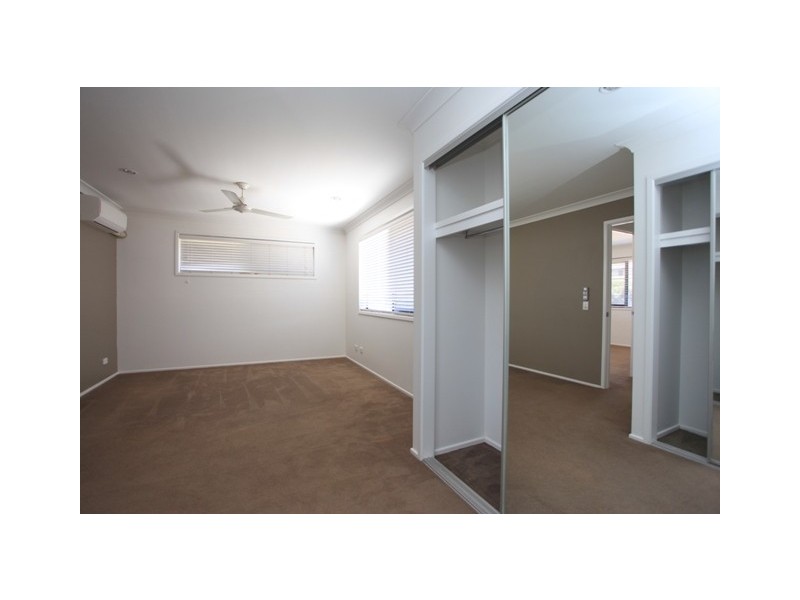 6 Melissa Court, Kallangur QLD 4503