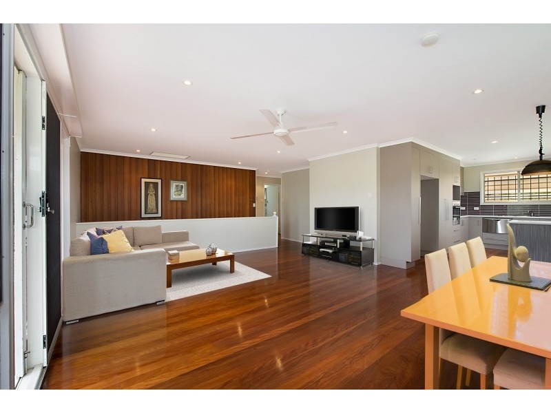 11 Pindari Street, The Gap QLD 4061