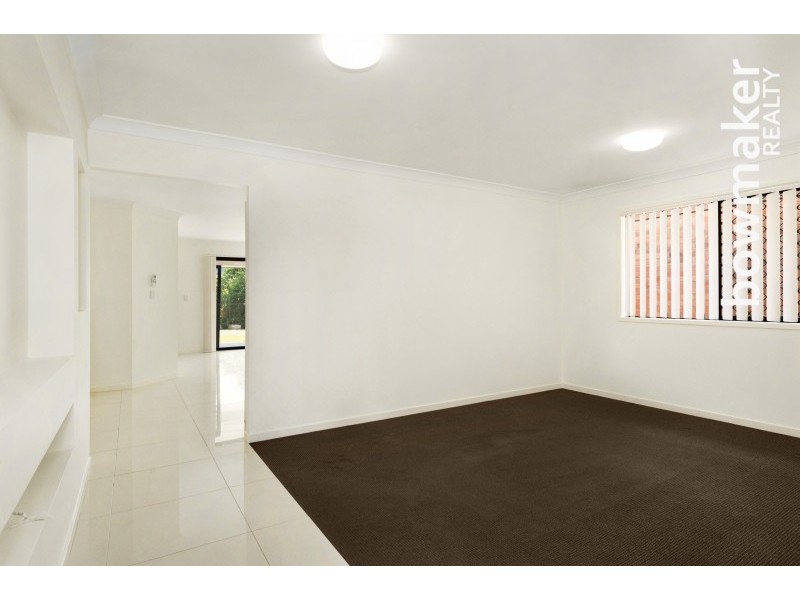 16 Kingdom Circuit, North Lakes QLD 4509