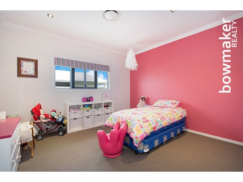 45 Nicklaus Parade, North Lakes QLD 4509